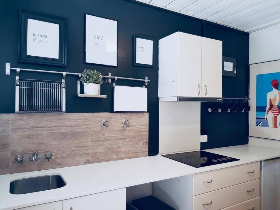 Conifer - Your Private Pool Retreat Apartment Gold Coast