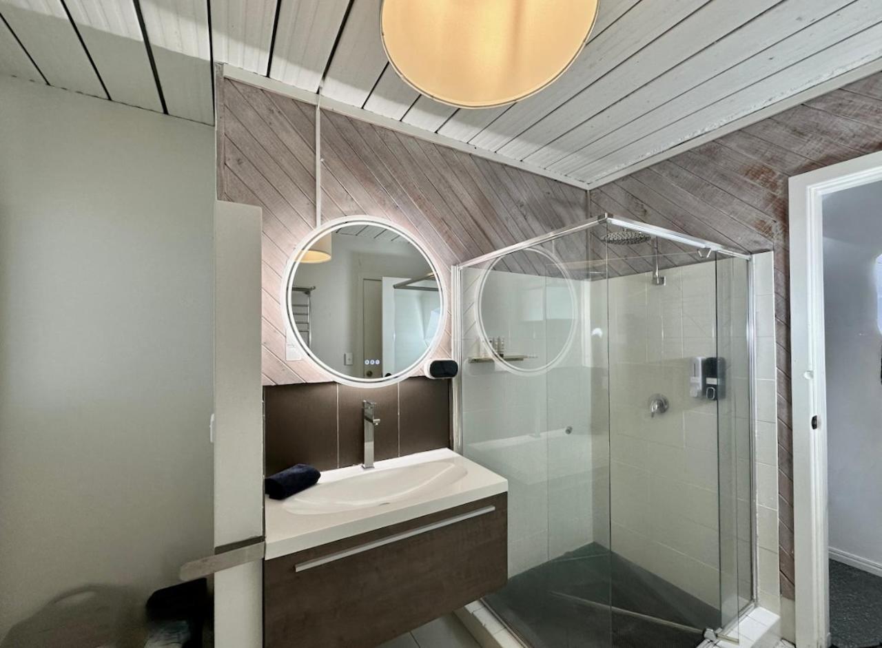 Conifer - Your Private Pool Retreat * Gold Coast